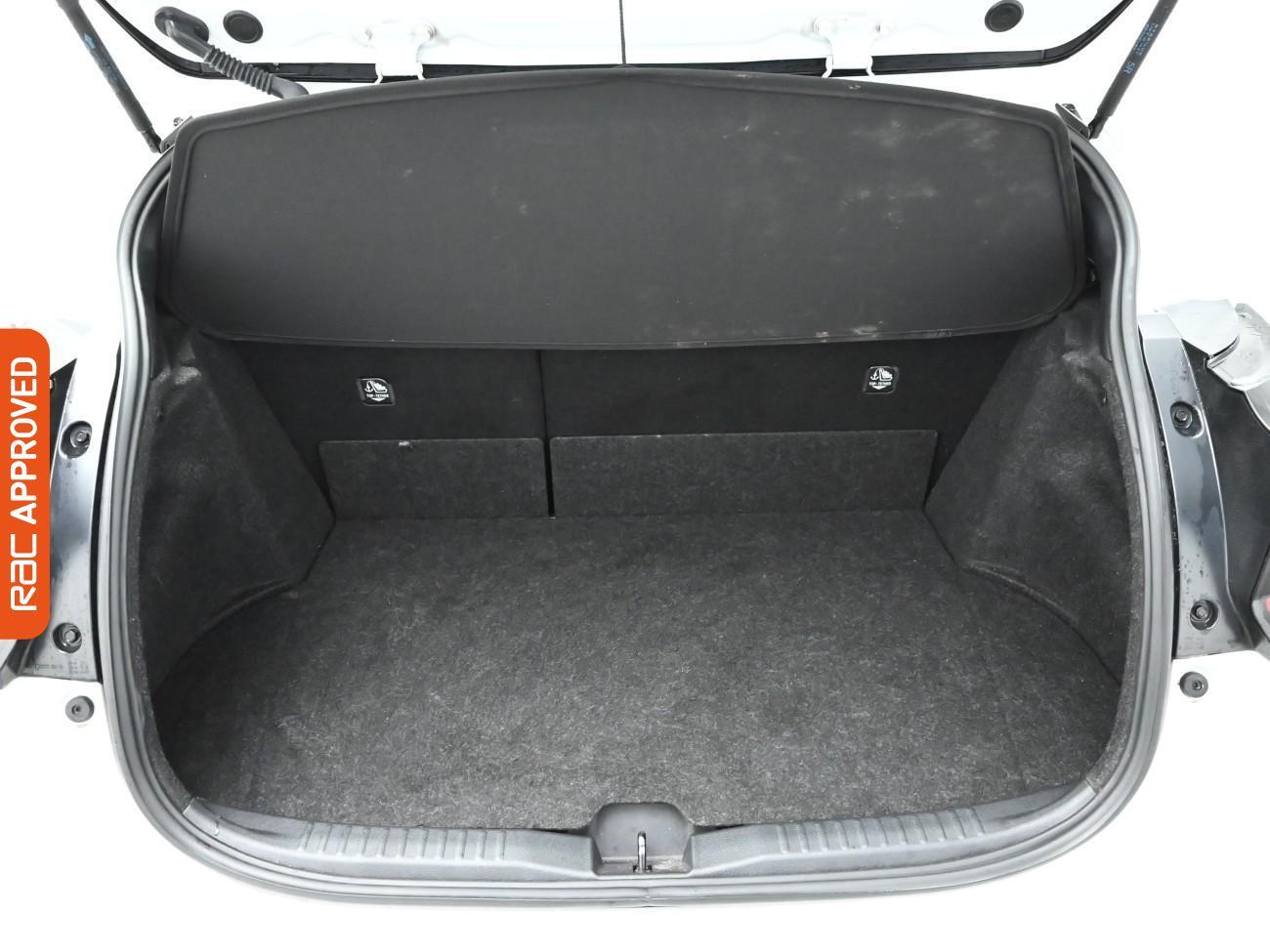 Used Toyota Yaris 2021 for sale - 77571099: Photo 28