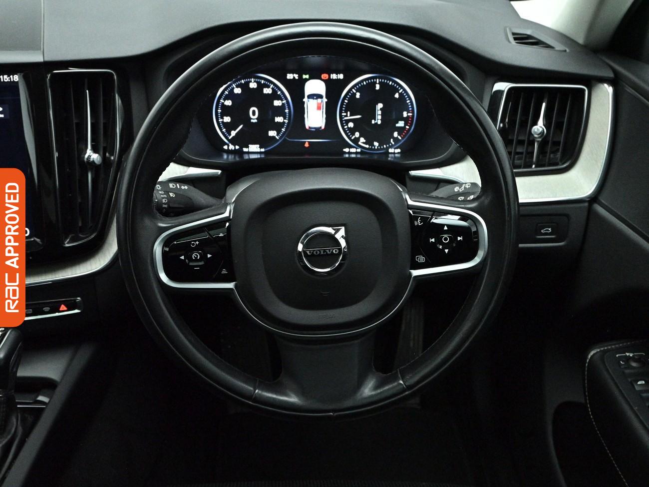 Used Volvo XC60 2018 for sale - 77963262: Photo 9