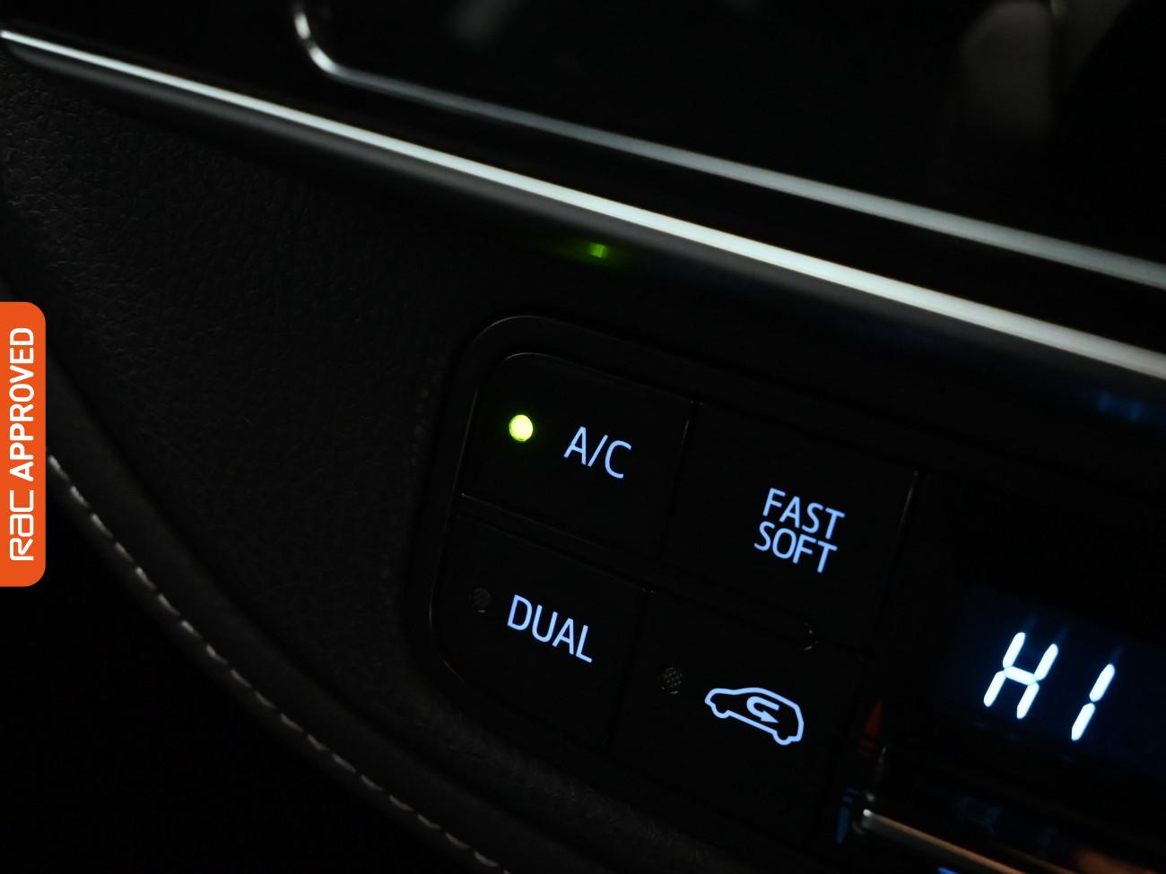 Used Toyota Auris 2017 for sale - 76746277: Photo 18