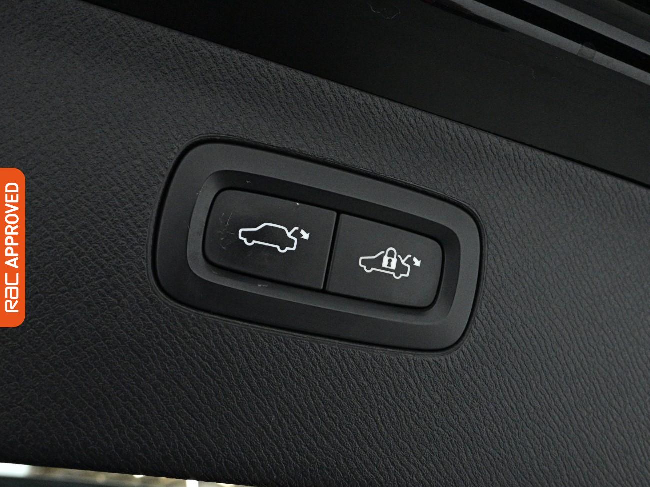 Used Volvo XC90 2018 for sale - 78016178: Photo 27