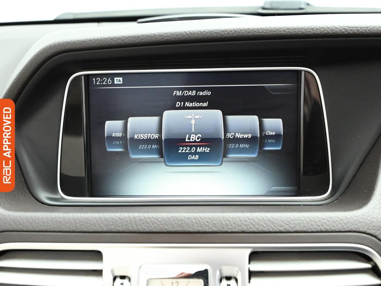 Used Mercedes-Benz E Class 2015 for sale - 77211441: Photo 15