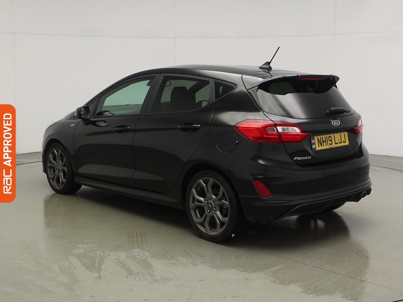 Used Ford Fiesta 2019 for sale - 77282173: Photo 4