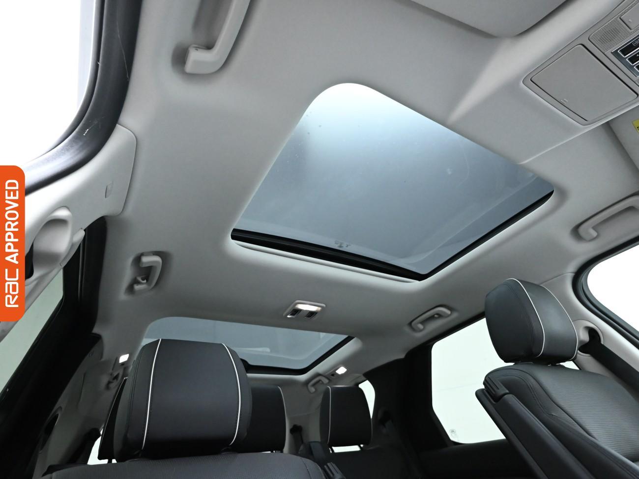 Used Land Rover Discovery 2017 for sale - 76587996: Photo 3