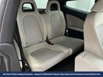 Used Volkswagen Scirocco 2016 for sale - 79228010: Photo