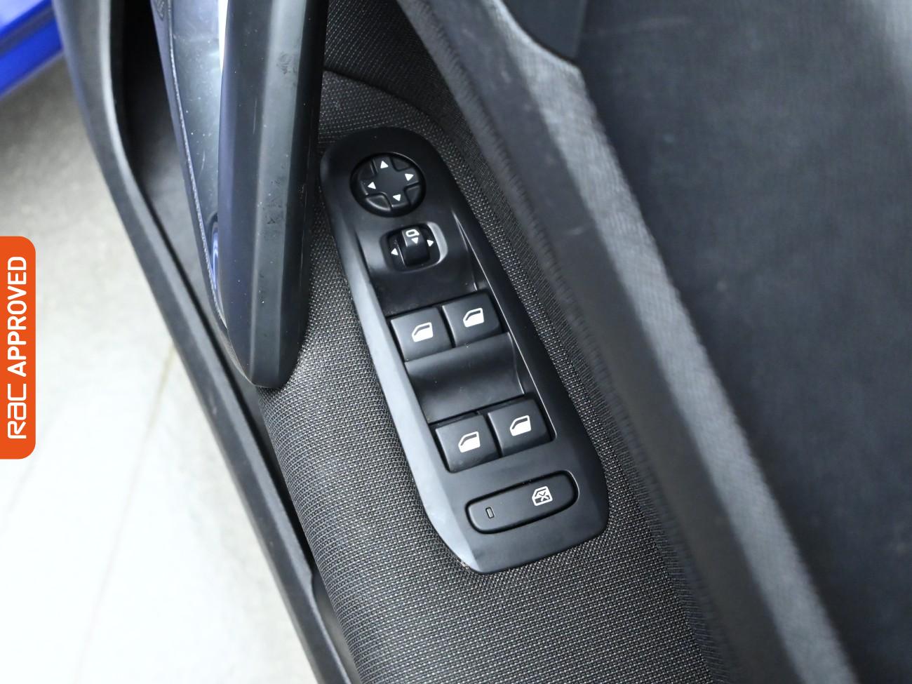 Used Peugeot 308 2018 for sale - 76206889: Photo 25