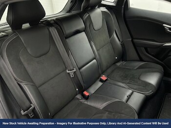 Used Volvo V40 2019 for sale - 77577728: Photo