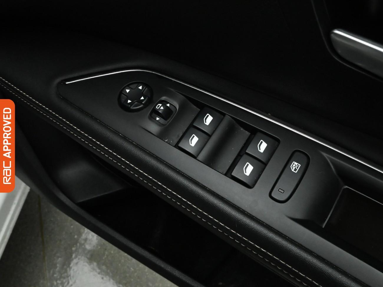 Used Peugeot 5008 2020 for sale - 77820184: Photo 35