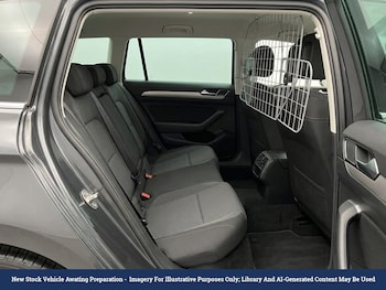Used Volkswagen Passat 2017 for sale - 79198009: Photo