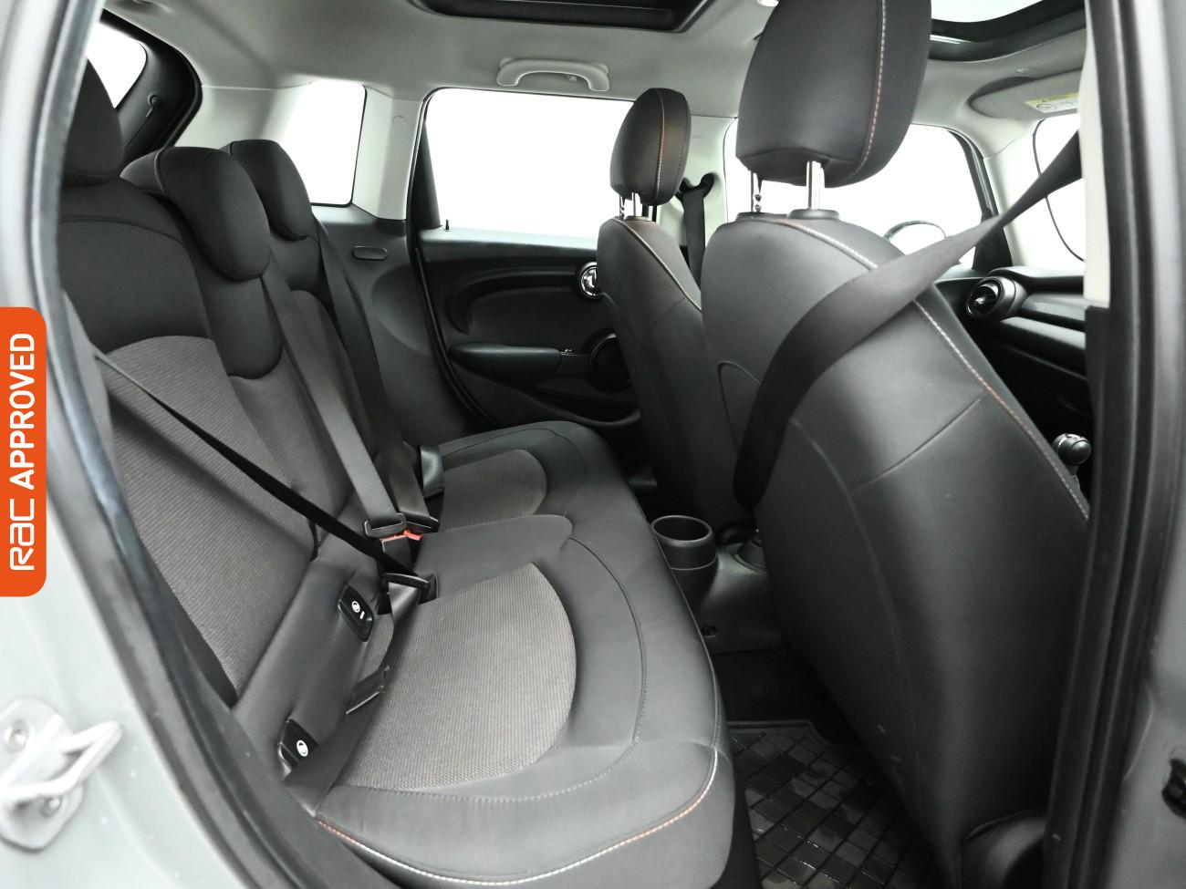 Used MINI Hatch 2021 for sale - 77199513: Photo 12