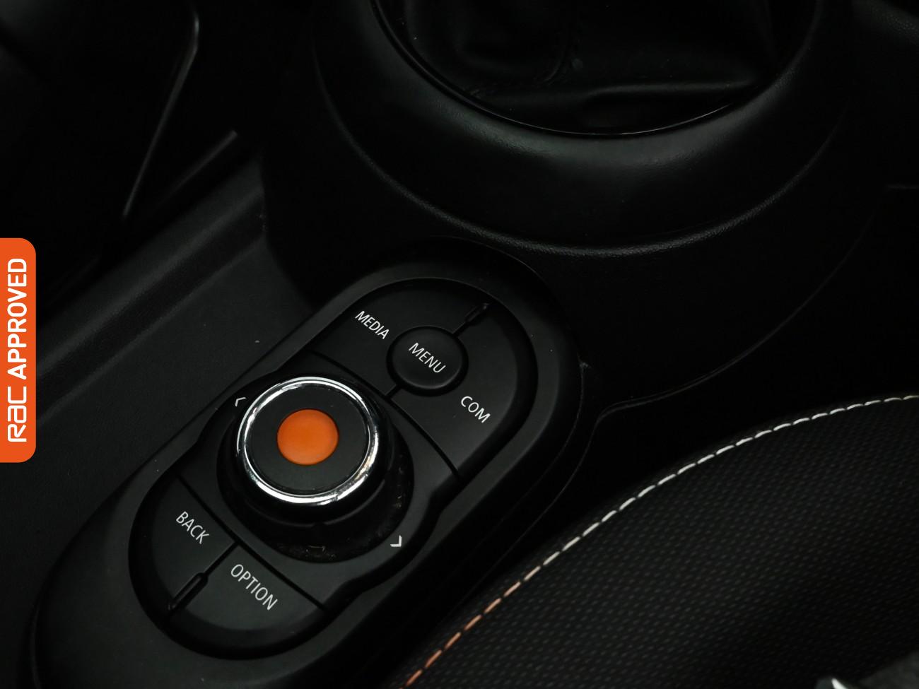 Used MINI Hatch 2021 for sale - 77199513: Photo 17