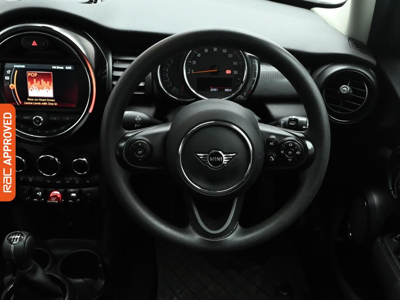 Used MINI Hatch 2021 for sale - 77199513: Photo 9