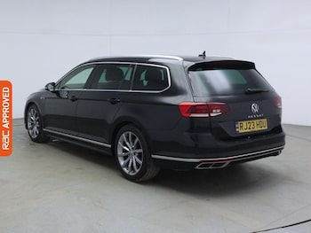 Used Volkswagen Passat 2023 for sale - 79301761: Photo