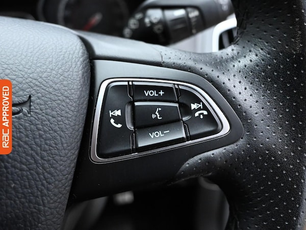 Used Ford Focus 2018 for sale - 75331475: Photo 17