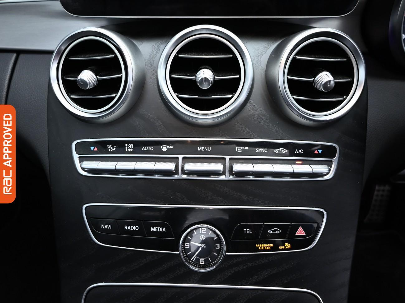 Used Mercedes-Benz C Class 2019 for sale - 75804279: Photo 17