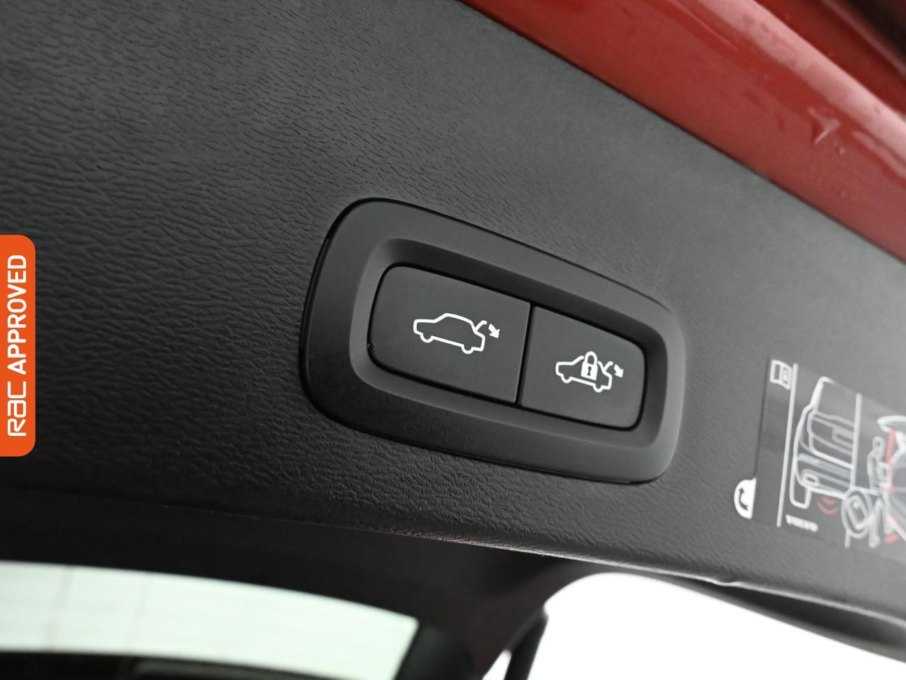 Used Volvo XC40 2021 for sale - 76697579: Photo 17