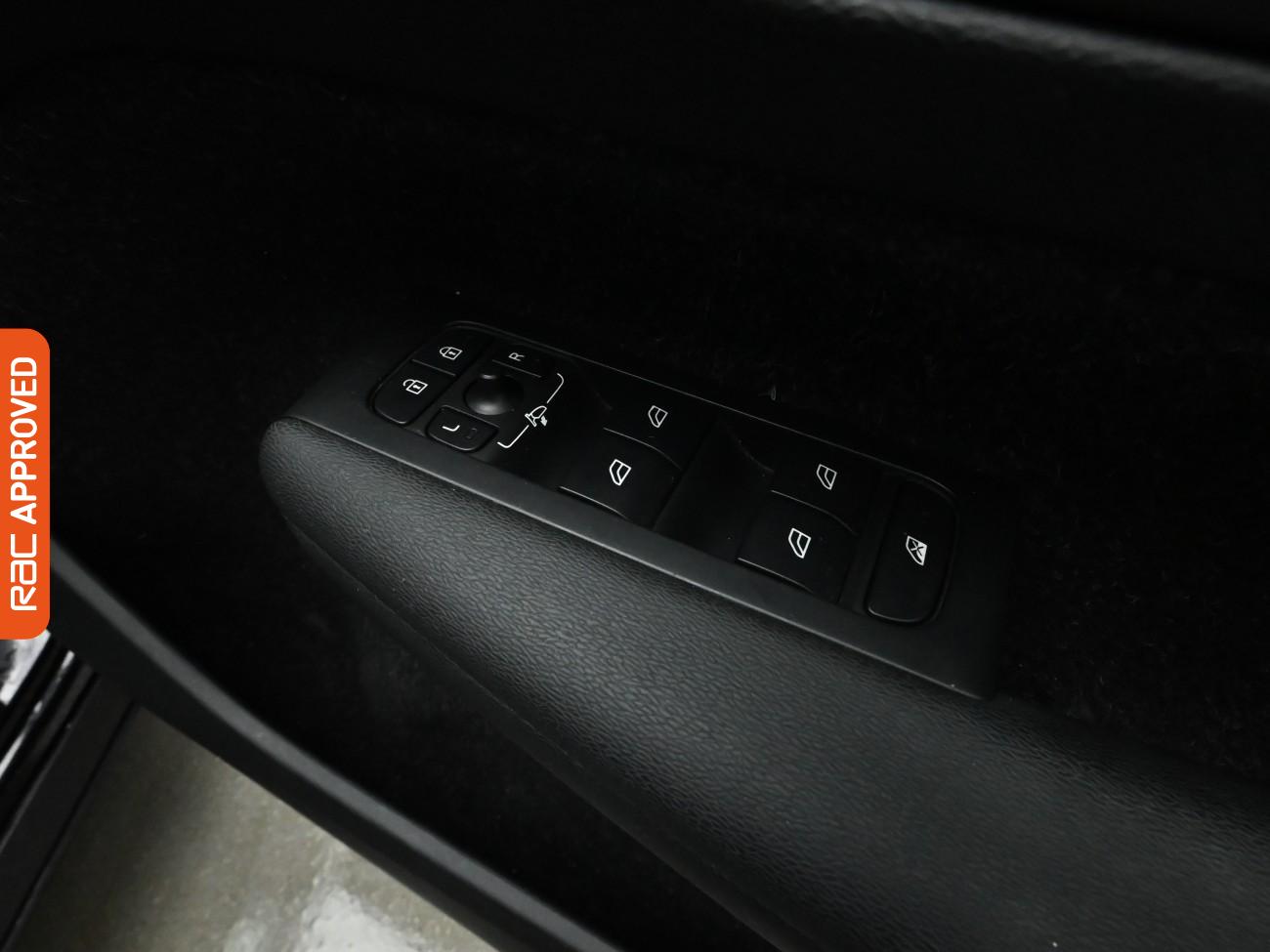 Used Volvo XC40 2019 for sale - 77407584: Photo 24