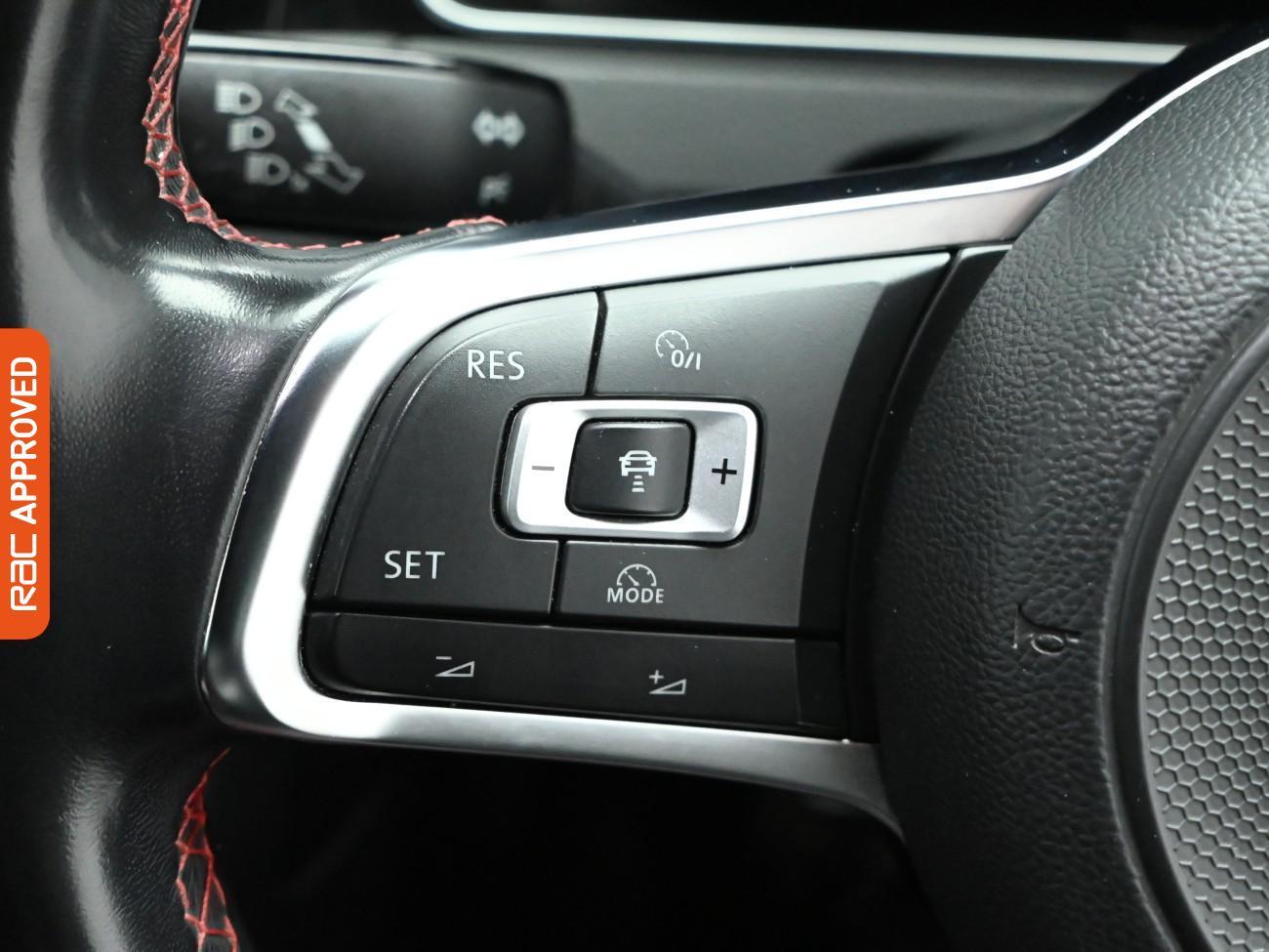 Used Volkswagen Golf 2018 for sale - 76961574: Photo 19