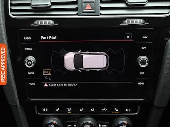 Used Volkswagen Golf 2018 for sale - 76961574: Photo