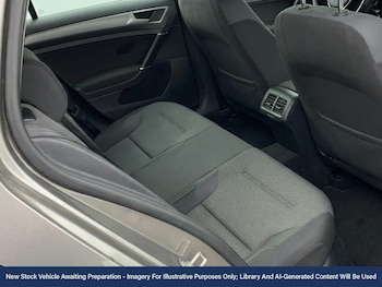 Used Volkswagen Golf 2015 for sale - 77577668: Photo