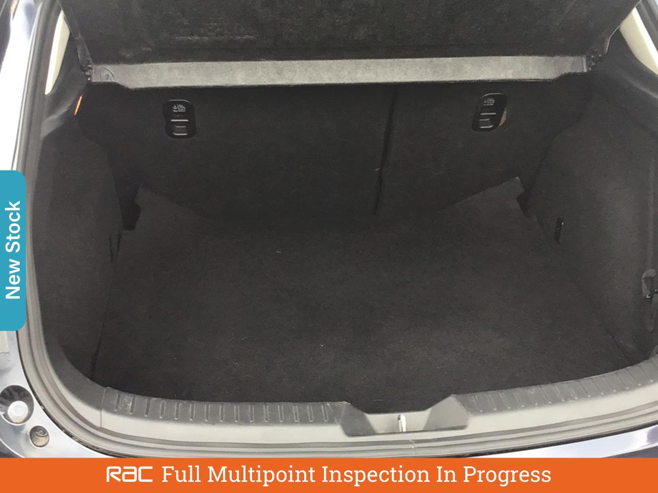Used Mazda Mazda3 2017 for sale - 76330614: Photo 6