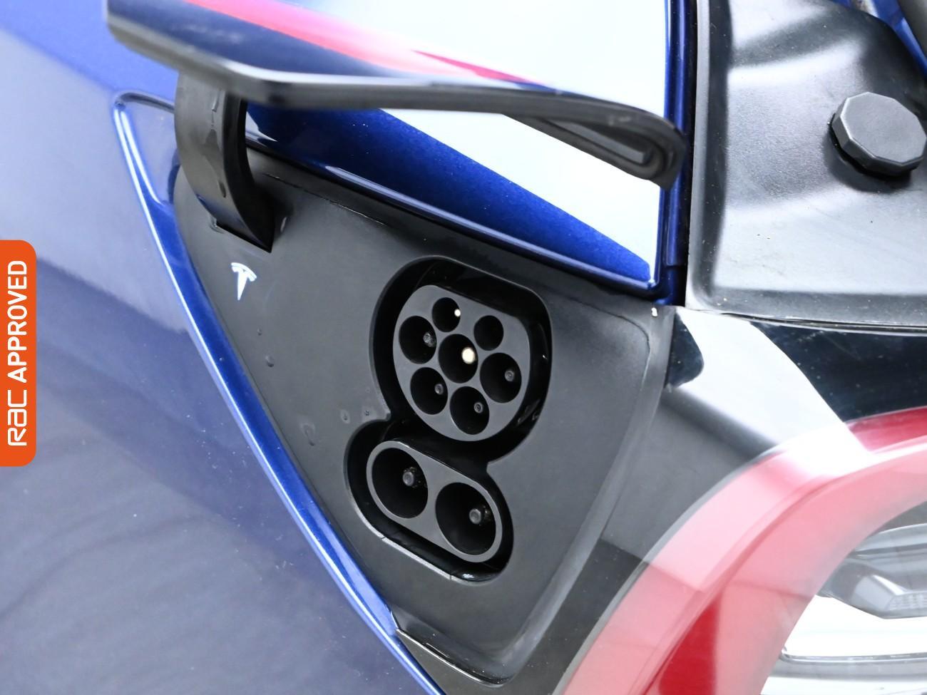 Used Tesla Model 3 2021 for sale - 76047464: Photo 29