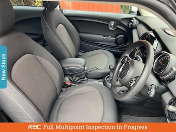 Used MINI Hatch 2020 for sale - 75918364: Photo