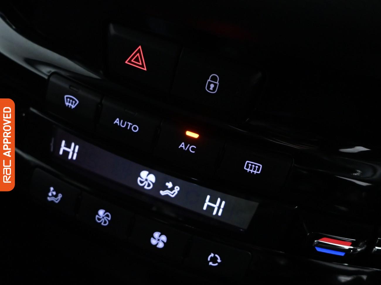 Used Peugeot 208 2014 for sale - 76362796: Photo 16