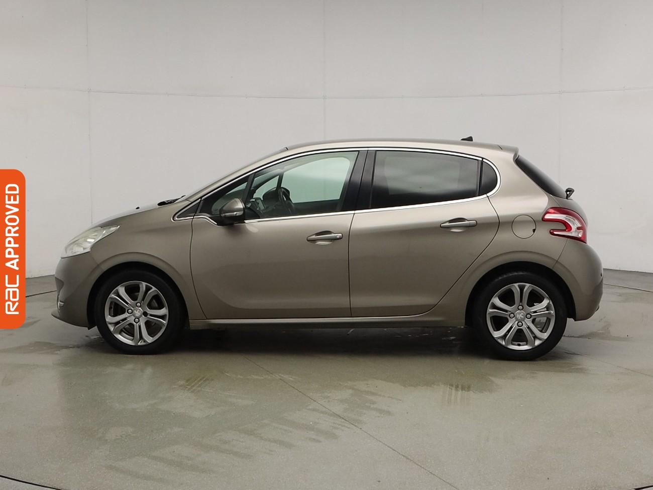 Used Peugeot 208 2014 for sale - 76362796: Photo 27