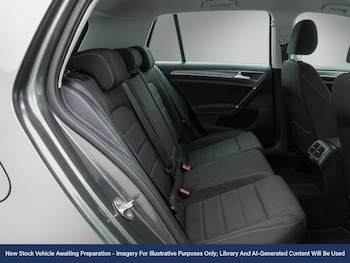Used Volkswagen Golf 2019 for sale - 78997253: Photo