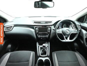 Used Nissan Qashqai 2020 for sale - 78407999: Photo