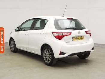 Used Toyota Yaris 2017 for sale - 79066845: Photo