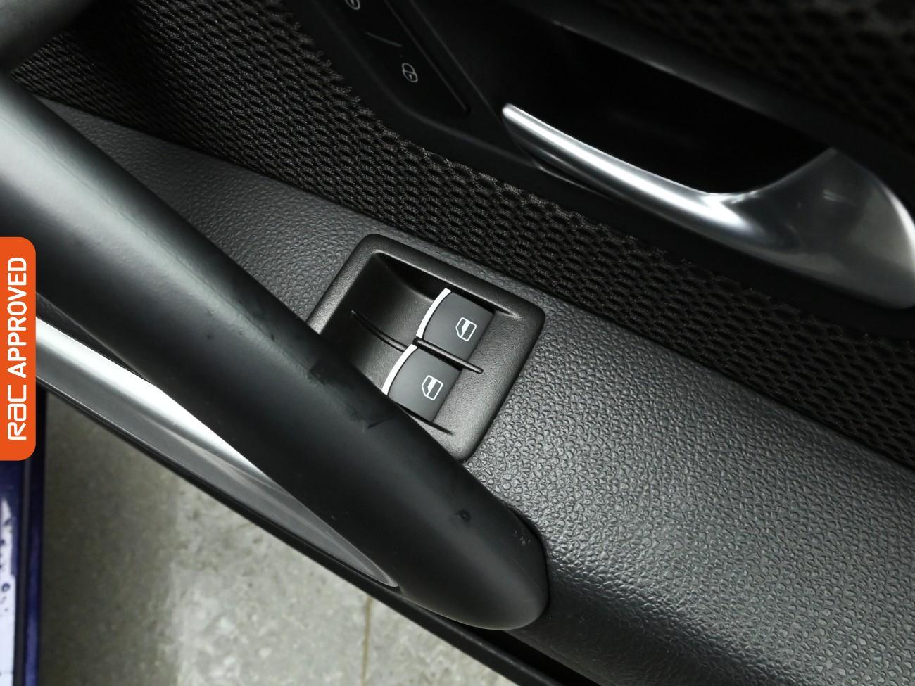 Used Volkswagen Scirocco 2016 for sale - 77680094: Photo 29