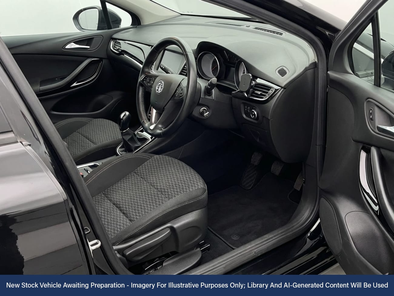 Used Vauxhall Astra 2017 for sale - 78069901: Photo 3