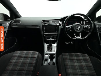 Used Volkswagen Golf 2017 for sale - 79266586: Photo