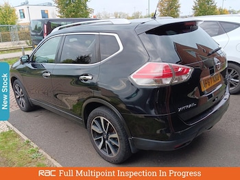 Used Nissan X-Trail 2017 for sale - 76230736: Photo 2
