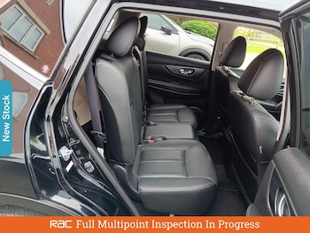 Used Nissan X-Trail 2017 for sale - 76230736: Photo 4