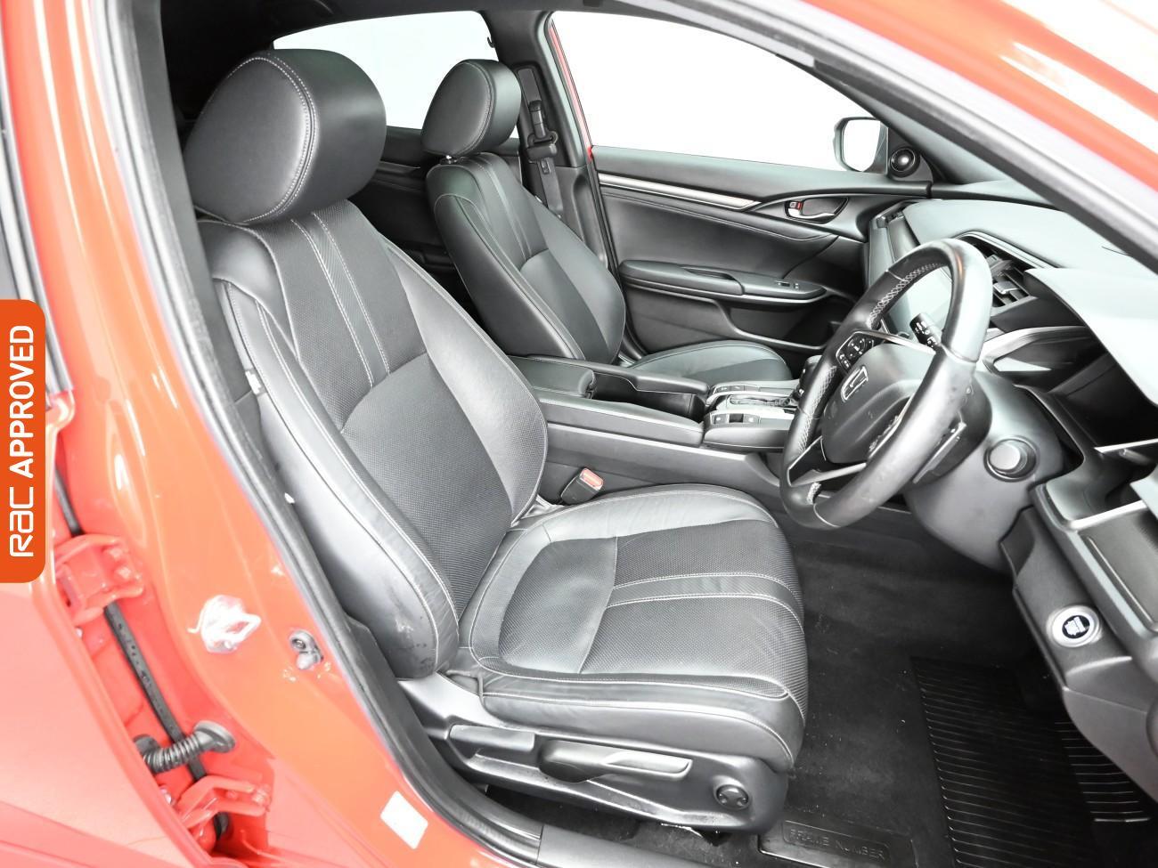 Used Honda Civic 2020 for sale - 76922807: Photo 12