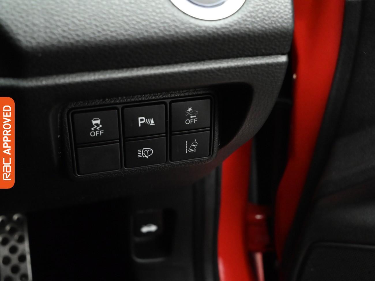 Used Honda Civic 2020 for sale - 76922807: Photo 25