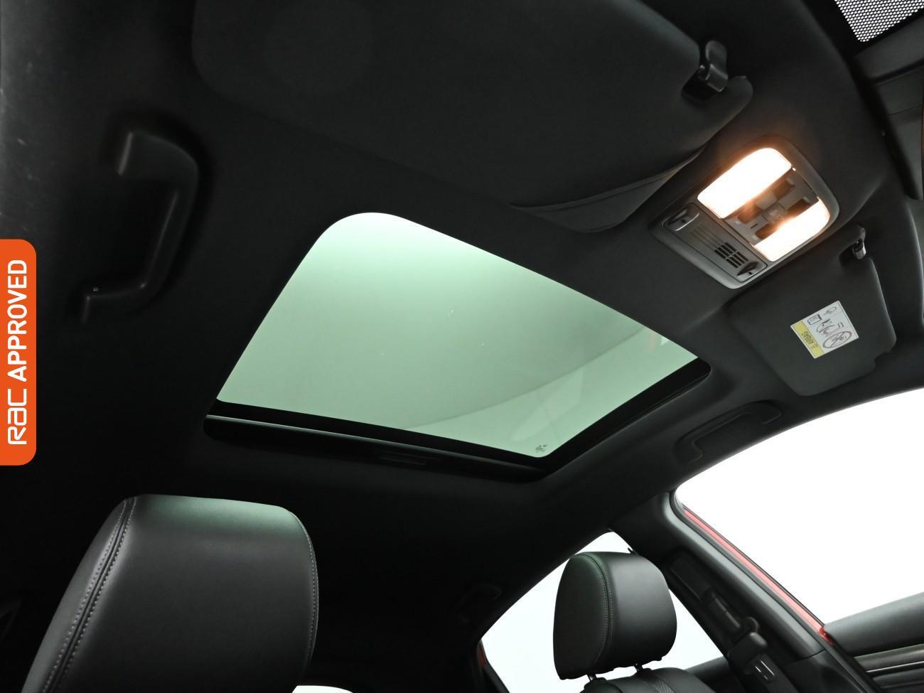 Used Honda Civic 2020 for sale - 76922807: Photo 3