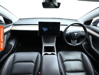 Used Tesla Model 3 2021 for sale - 76206910: Photo 2