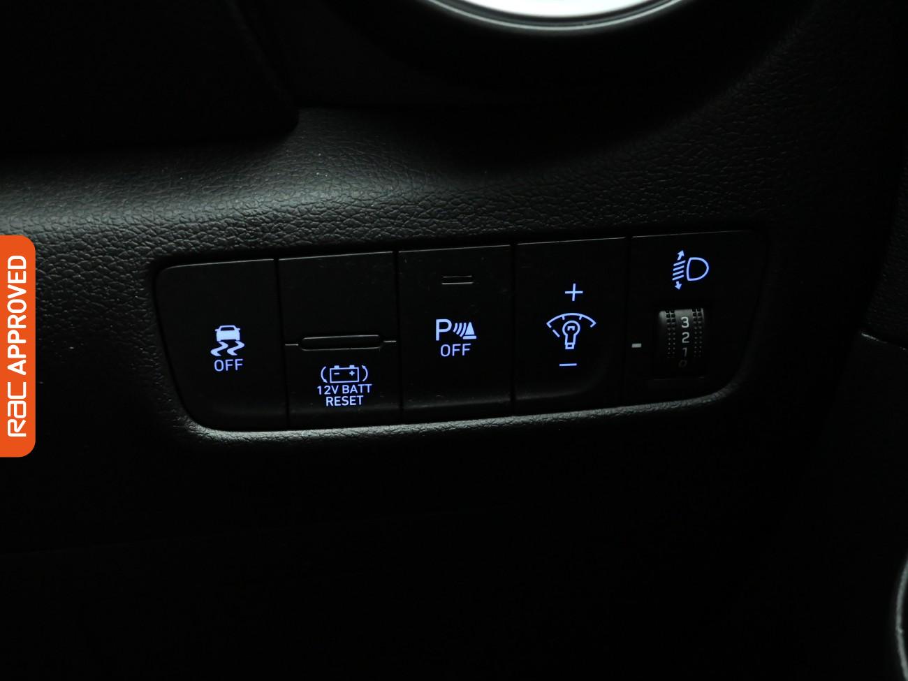 Used Hyundai KONA 2023 for sale - 77620722: Photo 18