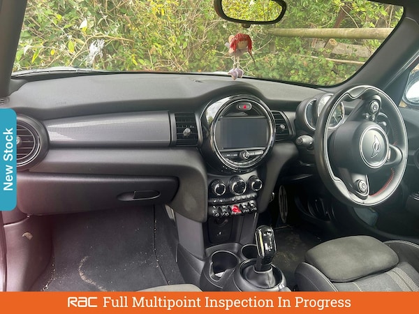 Used MINI Hatch 2019 for sale - 76119881: Photo 6