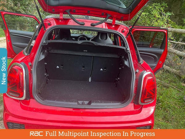 Used MINI Hatch 2019 for sale - 76119881: Photo 7
