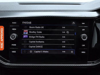 Used Volkswagen T-Cross 2021 for sale - 76180822: Photo 3