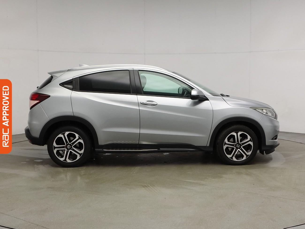 Used Honda HR-V 2017 for sale - 76323930: Photo 6