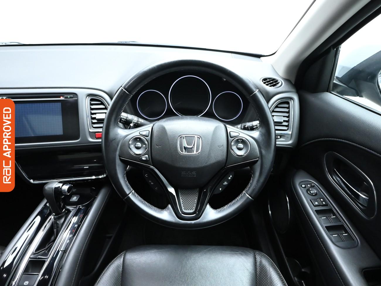 Used Honda HR-V 2017 for sale - 76323930: Photo 9