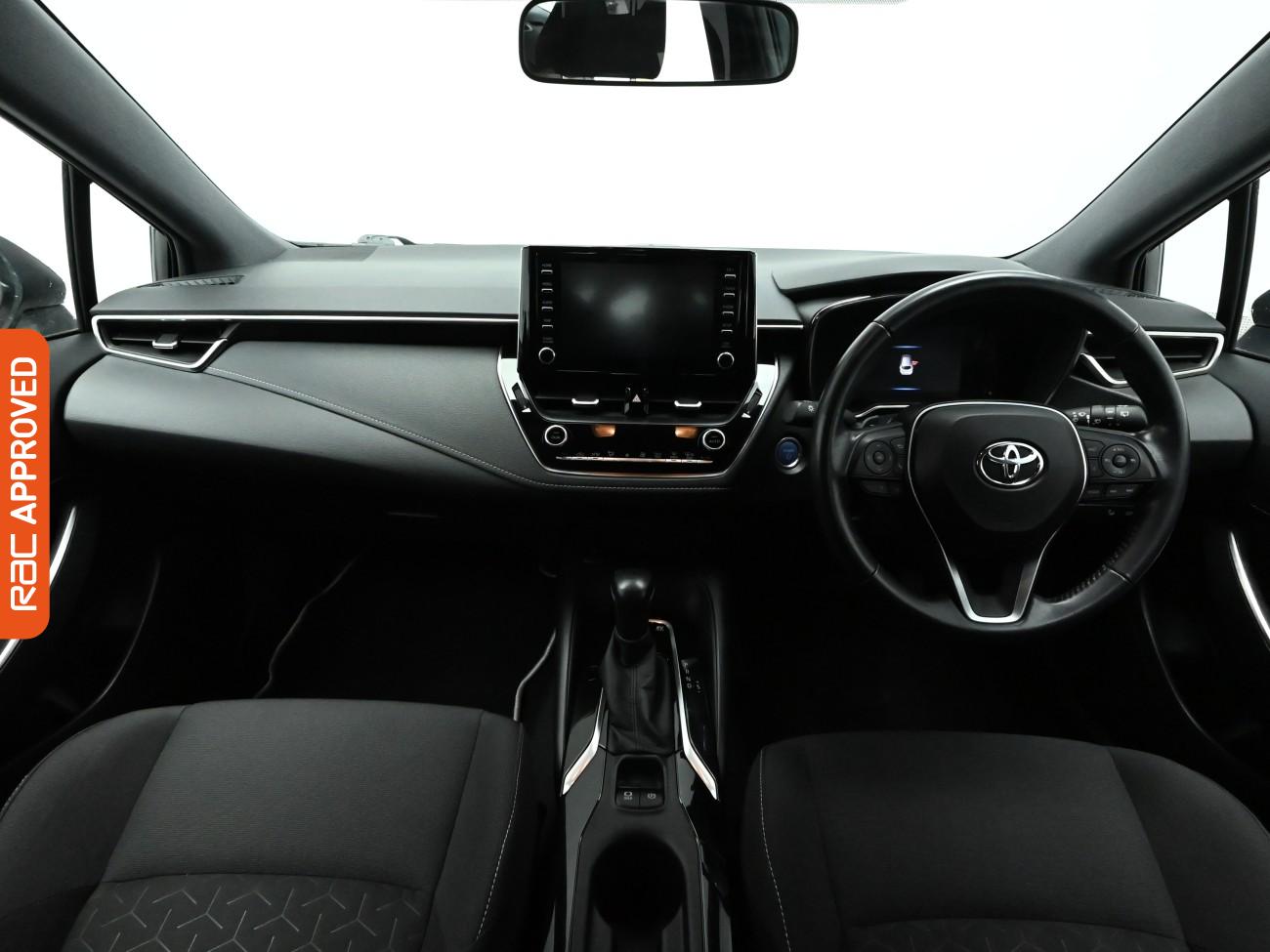 Used Toyota Corolla 2021 for sale - 76758363: Photo 2