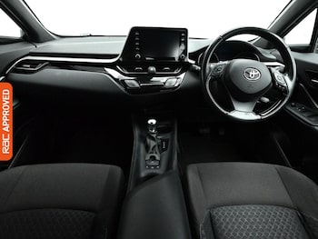 Used Toyota C-HR 2020 for sale - 79417142: Photo