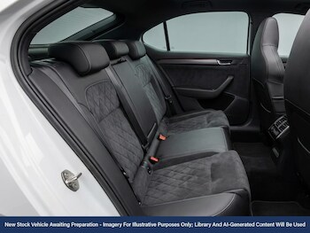 Used Skoda Superb 2018 for sale - 77759889: Photo