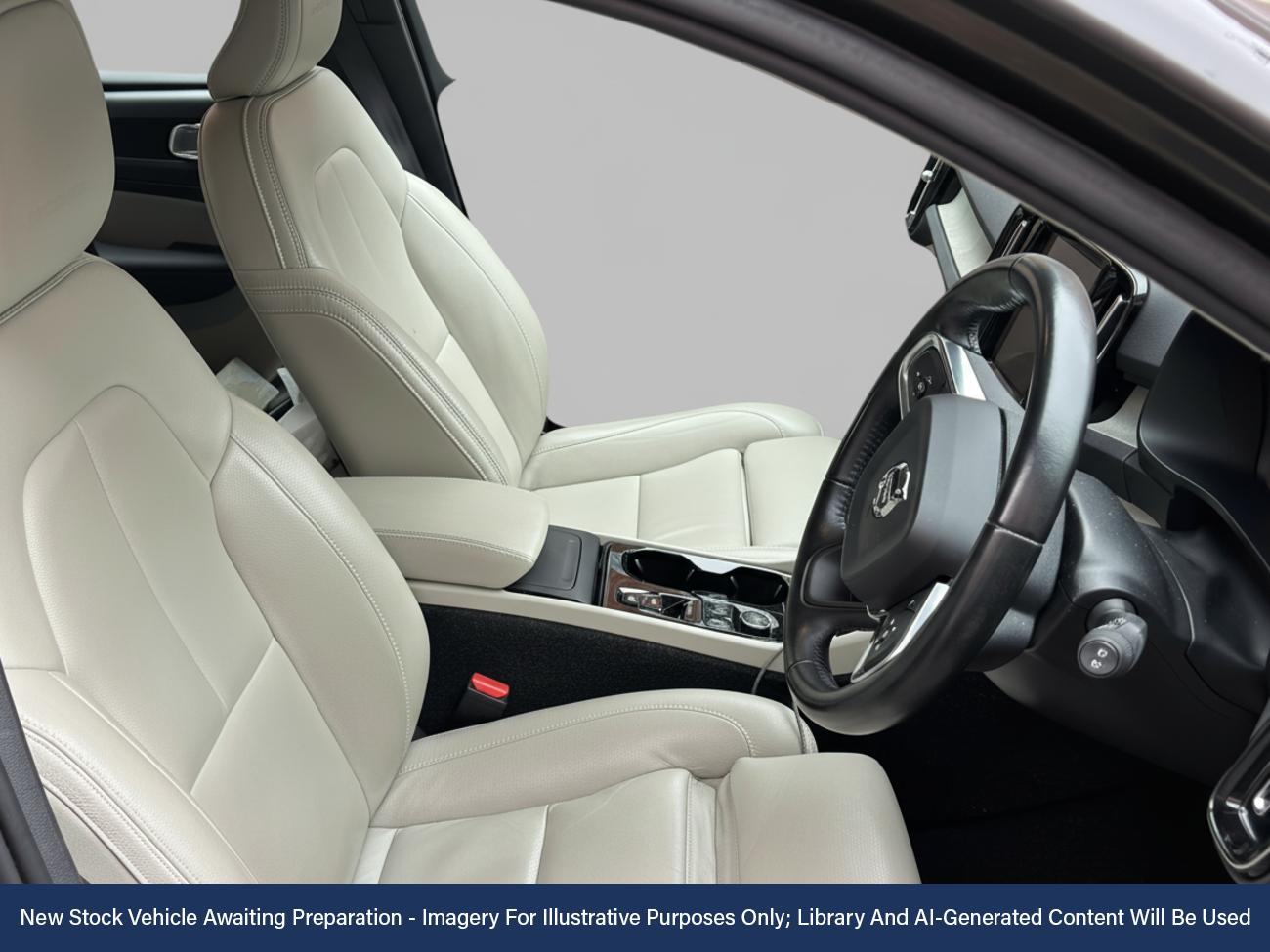 Used Volvo XC40 2019 for sale - 76520047: Photo 3